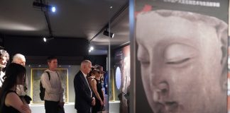 Cina: le incisioni rupestri di Dazu in mostra a New York (2)
