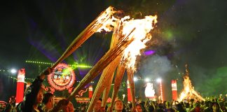 Cina: la Festa delle torce anima Guizhou e Yunnan (2)