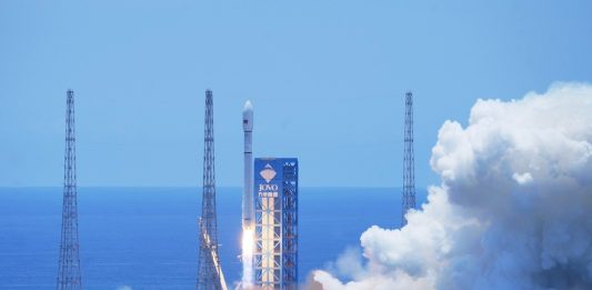 Cina: Hainan, lanciato in orbita nuovo gruppo di satelliti per internet (1)