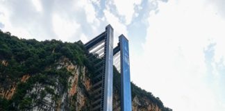 Cina: Yunnan, villaggio potenzia infrastrutture per raggiungere fondovalle (3)