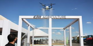 Cina: accolto con favore riesame USA di designazione DJI come “azienda militare”