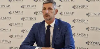 Imprese, l’indagine di Confapi: sistema resiliente, ma preoccupa lo stretto di Hormuz