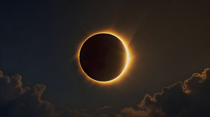 eclissi-solare-v02_edited