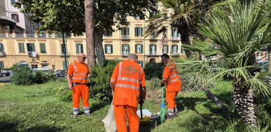 Napoli, tutela del decoro urbano: trenta interventi nell’ultima settimana