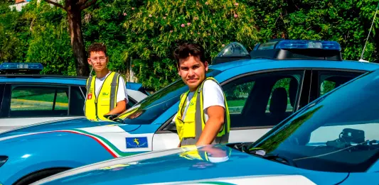 Metting di Rimini, quattro giovani “di scorta” con la Polizia Stradale a seguito del Papa