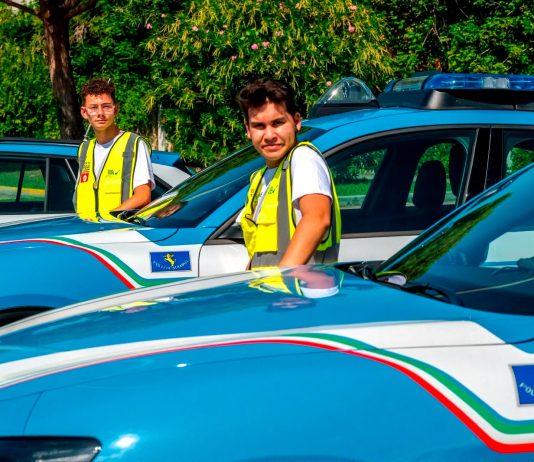 Metting di Rimini, quattro giovani “di scorta” con la Polizia Stradale a seguito del Papa