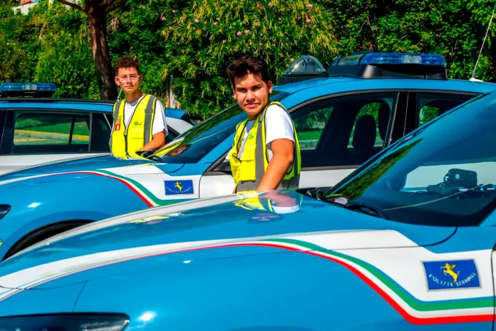 giovani on the road