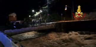 Maltempo, nel Bergamasco evacuati 250 ospiti di un campeggio. 400 gli interventi dei Vigili del fuoco