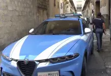Palermo, spaccio e detenzione illegale di armi: tre arresti allo Zen