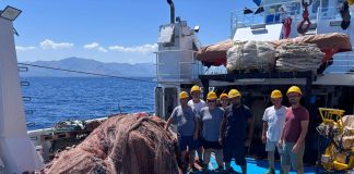 Recuperata una “rete fantasma” di 4 tonnellate nelle acque del Tirreno Meridionale nel Palermitano