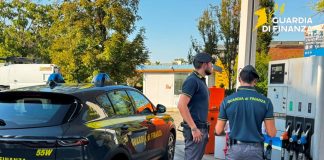 Reggio Emilia, controlli della Guardia di Finanza sui prezzi dei carburanti: riscontrate irregolarità nel 38% delle verifiche