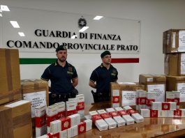Prato, sequestrati 125 kg di sigarette di contrabbando / Video