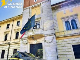 Fatture false per evadere il fisco, sequestrati 285 mila euro a Grosseto
