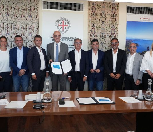 Turismo, sottoscritto il protocollo d’intesa del progetto “Le Porte della Sardegna” per le aree d’accesso all’isola