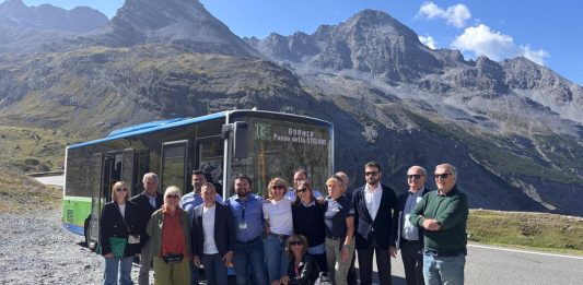 Mobilità Italia-Svizzera, potenziati i collegamenti tra Bormio e Passo dello Stelvio