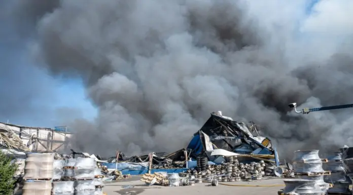 Ucraina, sette morti a Kiev in un attacco russo a un deposito ferroviario