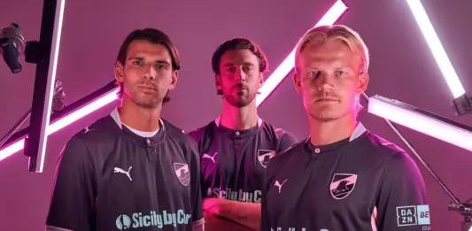 Palermo Calcio, storia e nuova energia nel Neon Kit 26/27