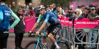 Tronchon vince in volata la 10^ tappa della Vuelta, Mas resta leader