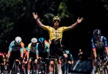 Tripletta di Brennan alla Vuelta, Mas sempre in maglia rossa