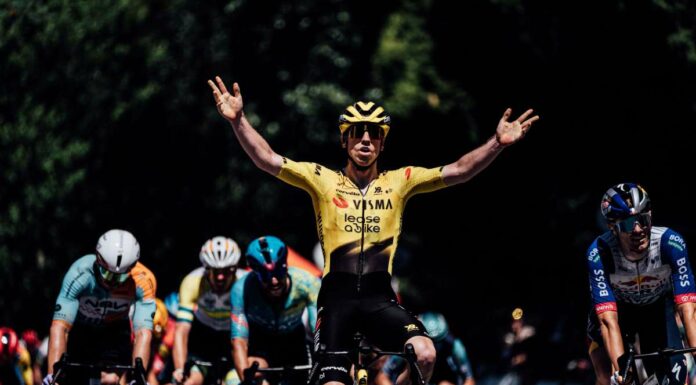 Tripletta di Brennan alla Vuelta, Mas sempre in maglia rossa