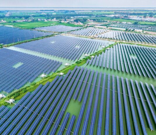 Cina, capacità fotovoltaica supera per la prima volta quella a carbone