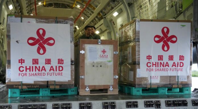 Nepal, la Cina invia aiuti umanitari ed esperti per identificare le vittime
