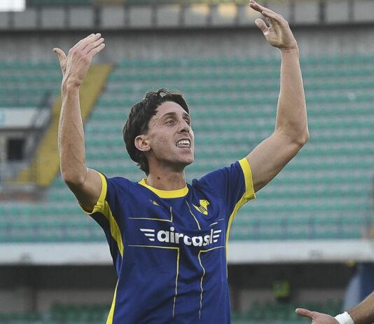 Colpo Verona, elimina il Cagliari e sfiderà la Roma in Coppa Italia