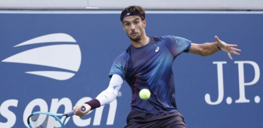 Darderi al terzo turno degli Us Open, fuori Musetti e Bellucci