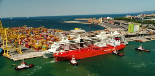 Trasporto marittimo, report Teha-Edison: 36 mld per ridurre emissioni del 54%