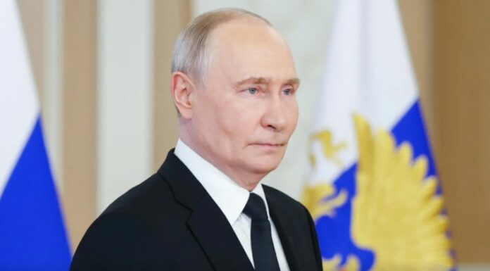 Putin ordina stop attacchi su Kiev per tre giorni
