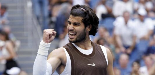 Alcaraz stende Paul ed è ai quarti agli Us Open, ok anche Sabalenka