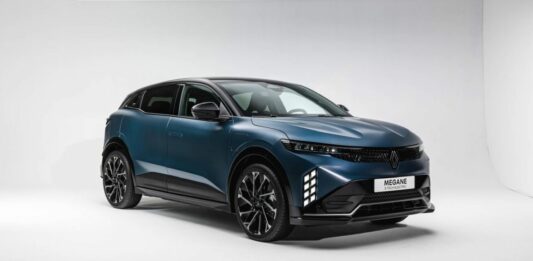 Nuova Renault Mègane E-Tech Electric debutta in anteprima al Salone Auto Torino