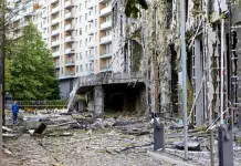 Riprendono gli attacchi russi su Kiev, almeno due morti e sette feriti