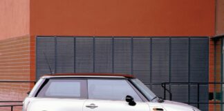 Mini celebra 25 anni in Italia, oltre 480mila vetture vendute dal debutto
