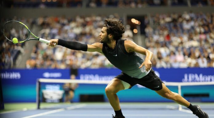 Alcaraz si arrende a Shelton nei quarti dello Us Open, avanti Tiafoe