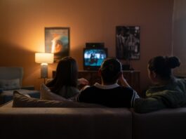 Più di 11 milioni di italiani guardano la televisione via satellite