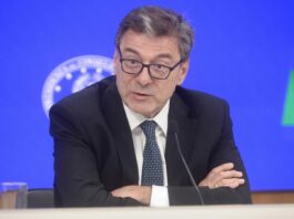 Giorgetti “Lavoriamo a fisco agevolato su giovani”