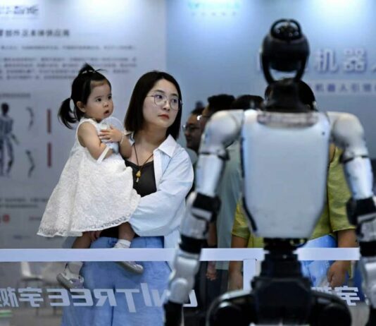 Cina, portavoce Esteri “Allarmismo ostacola solo la governance globale dell’IA”