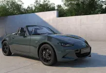 Mazda MX-5 accende il Minardi Day, debutta in pista la nuova Yakudo