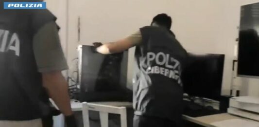 Arrestati per pedopornografia 17 membri di una rete transnazionale