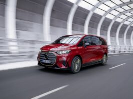 Nuova Mercedes-Benz VLE, ora ordinabile con trazione integrale