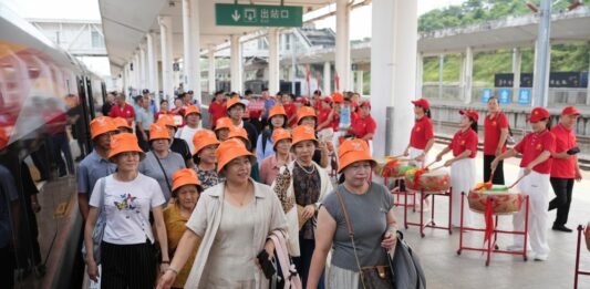 Cina, +1,5% negli investimenti per treni e binari tra gennaio e agosto