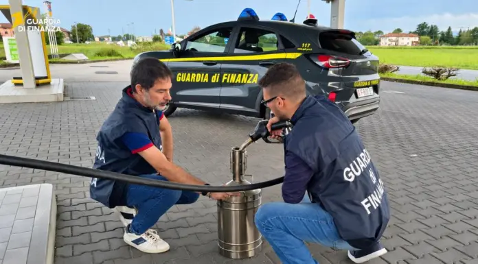 Tessere carburante agevolate, svelato sistema di frode ai danni della Regione Fvg