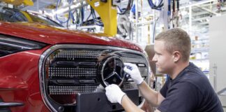 Mercedes-Benz GLA ibrida, al via la produzione nello stabilimento di Rastatt