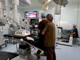 Robot chirurgici cinesi di ultima generazione arrivati al Policlinico di Milano