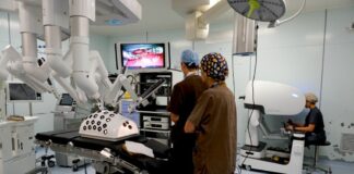 Robot chirurgici cinesi di ultima generazione arrivati al Policlinico di Milano