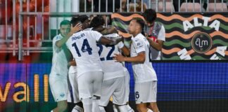 La Lazio batte il Venezia 2-0 e aggancia Roma e Inter in testa