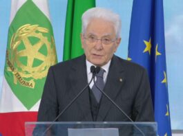 Mattarella “La scuola è aperta a tutti, deve unire e non lacerare”