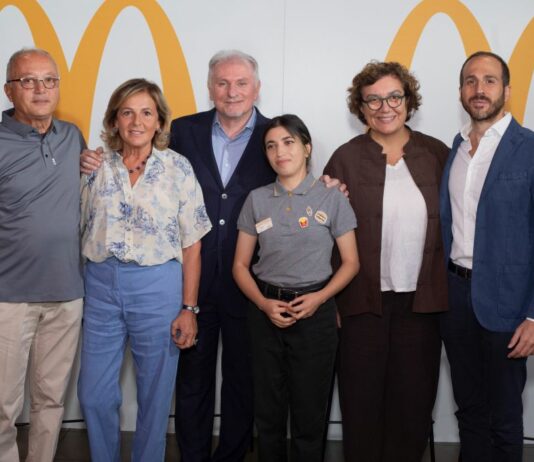Inclusione e futuro, giovani rifugiati al lavoro nei ristoranti McDonald’s di Roma