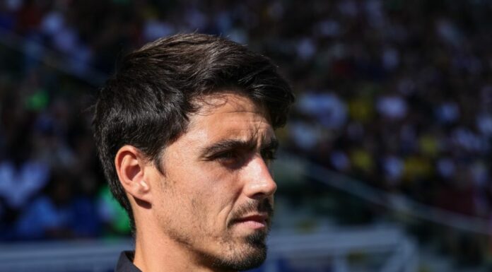 Carlos Cuesta non è più l’allenatore del Parma